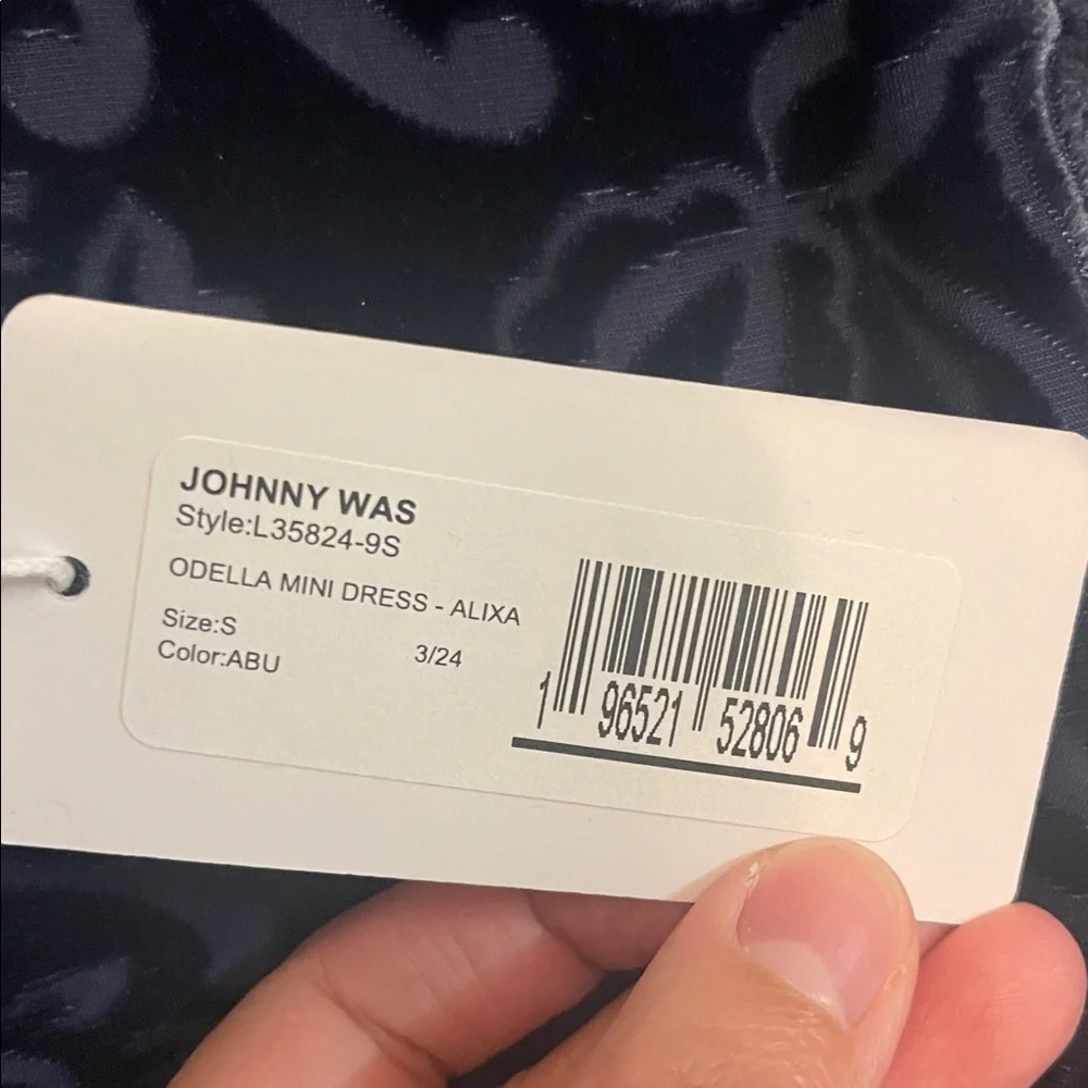 Jade Johnny Was Odella Alixa Navy Velvet Dress with Floral Design - Picture 5 of 10